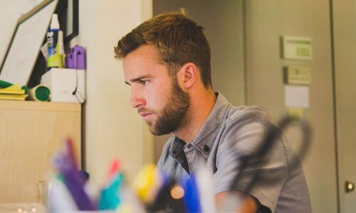 How to teach an online course